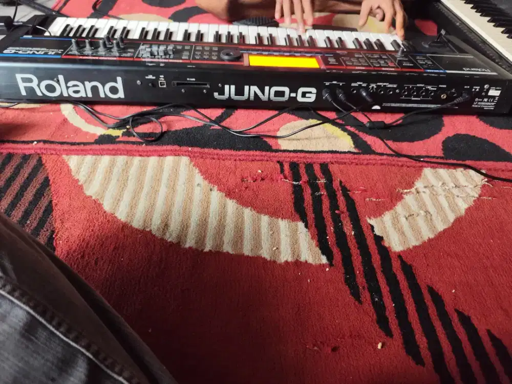 Keyboard roland juno G normal