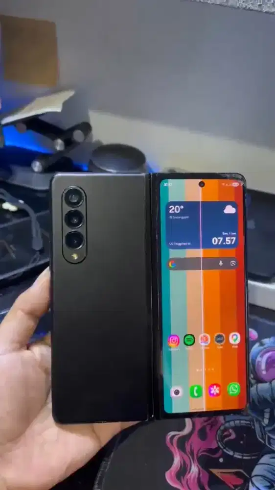 Samsung ZFold 3 5G 12/256gb Minusan Layak pakai