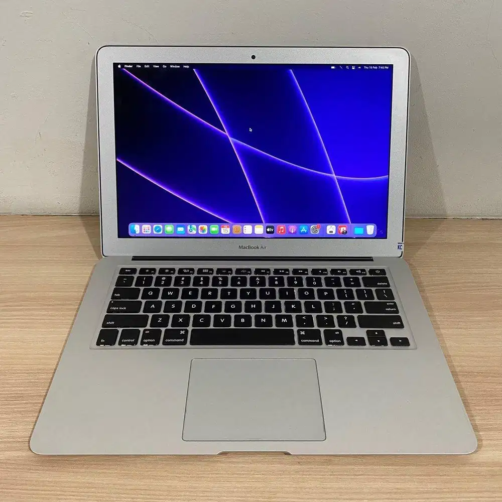 MacBook Air (13-inch,2017) Spek 8/256GB Silver iBox