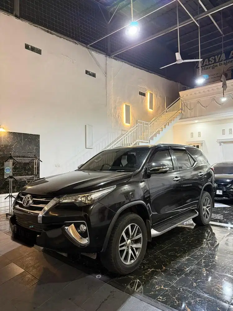 Fortuner VRZ 2016 Istimewa Full orsinil Tangan 1 bru jual cepat bu