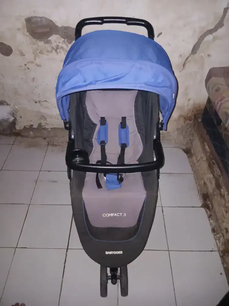 DIJUAL STROLLER BEKAS BABYDOES NEGO GAS