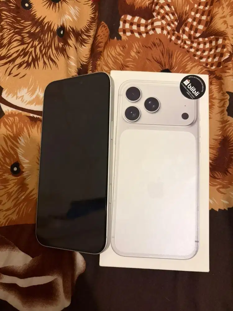 IPHONE 17 PROMAX 256GB SILVER