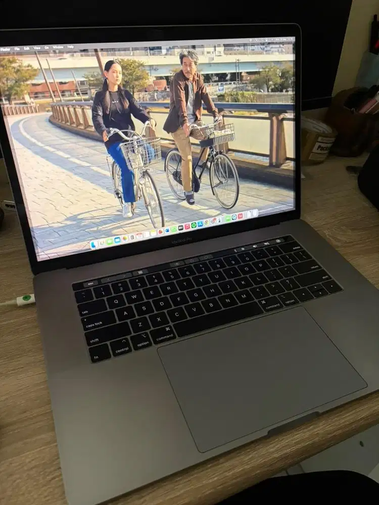 Macbook Pro 15 inch 2019