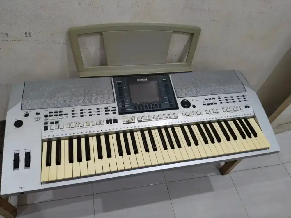 Keyboard yamaha psr s900