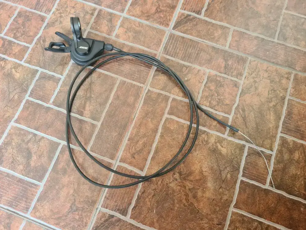 Shifter Shimano Zee 10 Speed Kanan.