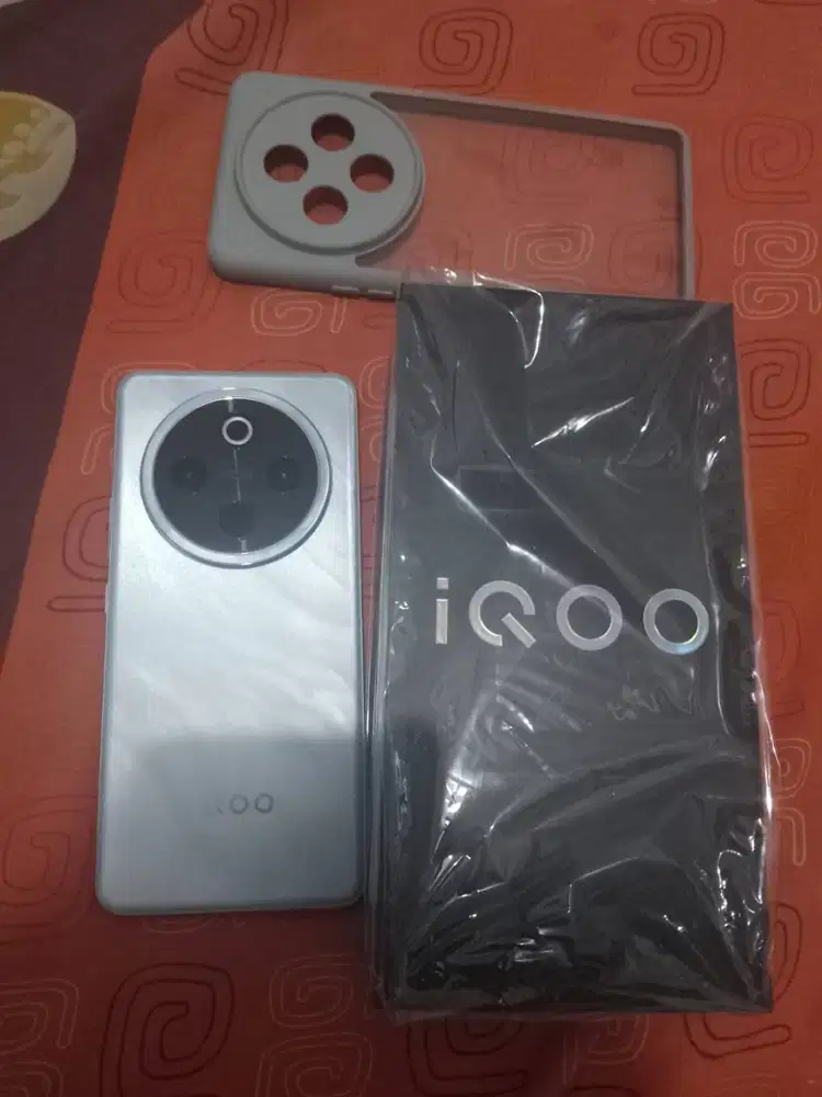 Vivo/IQOO Z10 5G 8/128