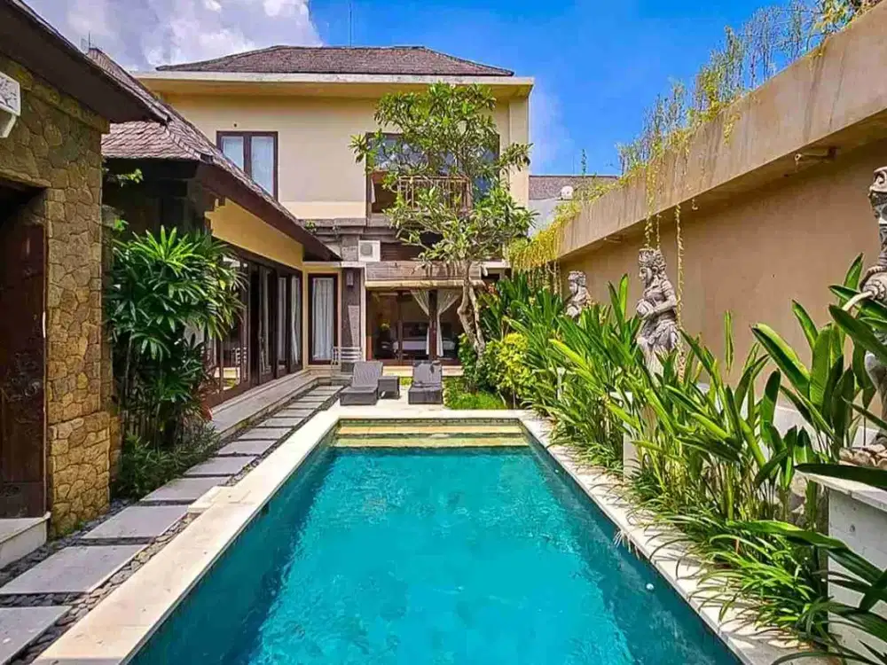 2 Storey VILLA FOR SALE in Uluwatu street, Ungasan Bali near Puri gading