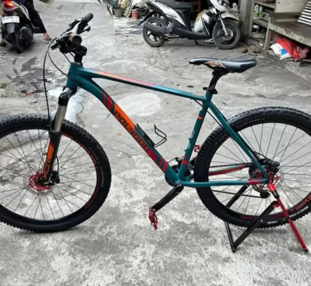 Polygon xtrada 6 Alloy 27,5 (upgrade) size L