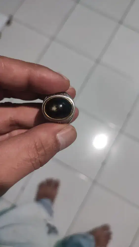 Batu cincin unik