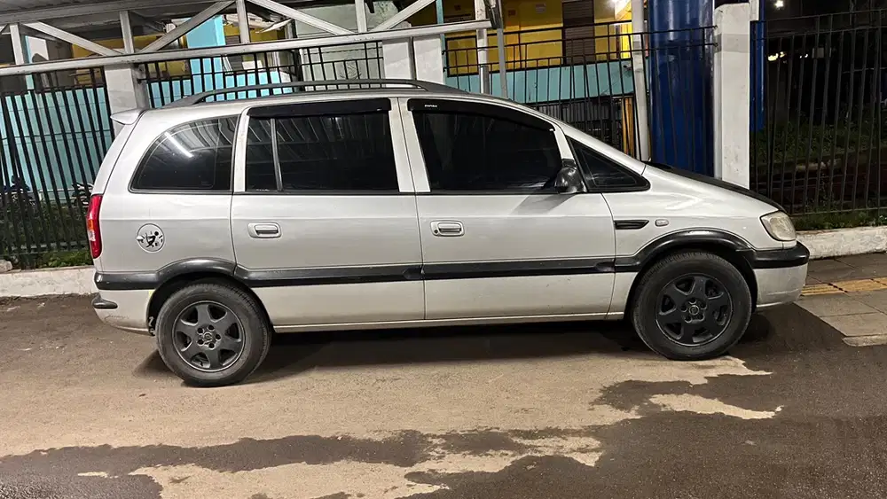Chevrolet Zafira 2002 Bensin
