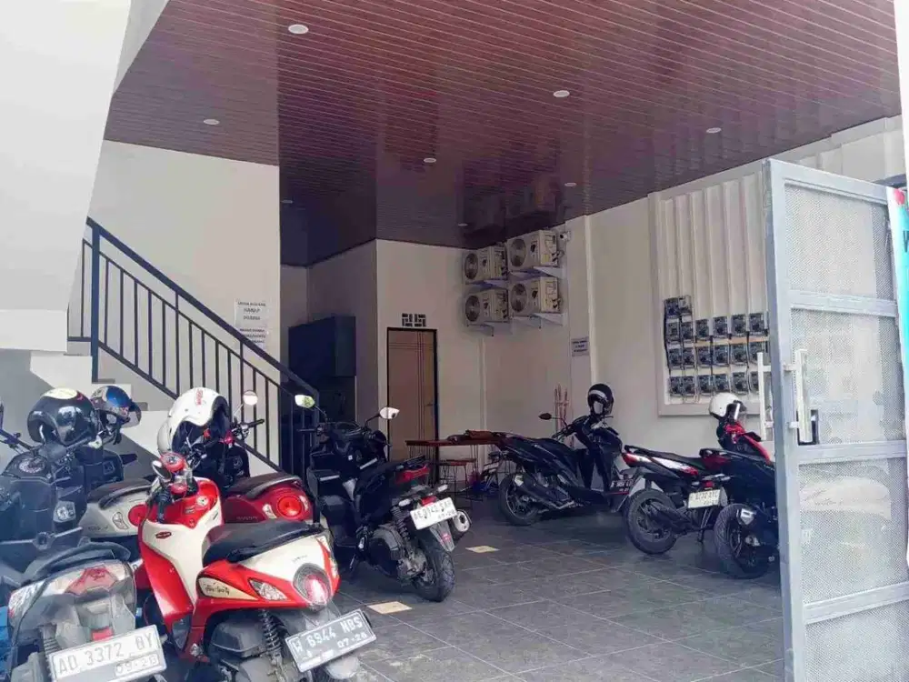 Kondisi Baru Kost Putri 30+1 Kamar Dijual Full Furnished Wiyung Surabaya