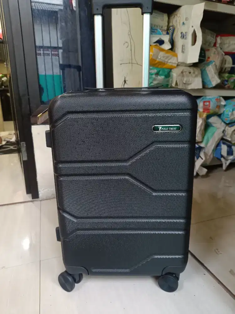 Tas Koper Polo Black Vv