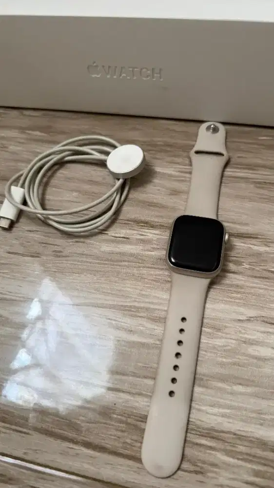 Jam Tangan Apple Watch 8 Diameter 41 mm