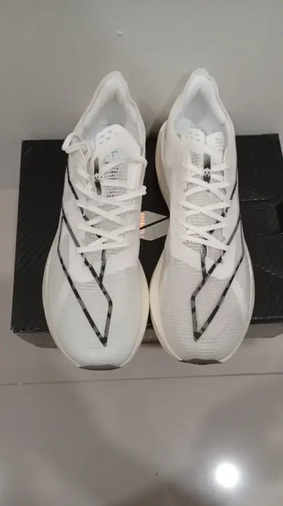 Sepatu Mills Enercharge M1