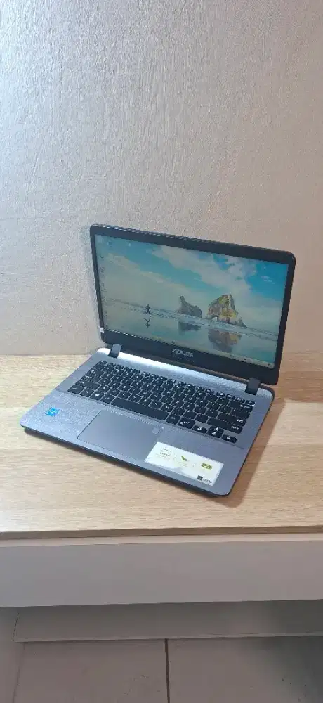 Asus a407m intel celeron n4000 ram 4 ssd 128