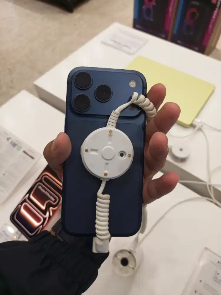 Bawa Pulang iphone 17 PRO, Cuma 15 Ribuan per Hari dengan Home Credit