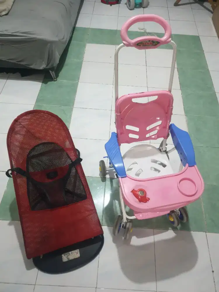 Stoler tempat makan anak & trmpat tidur goyang anak