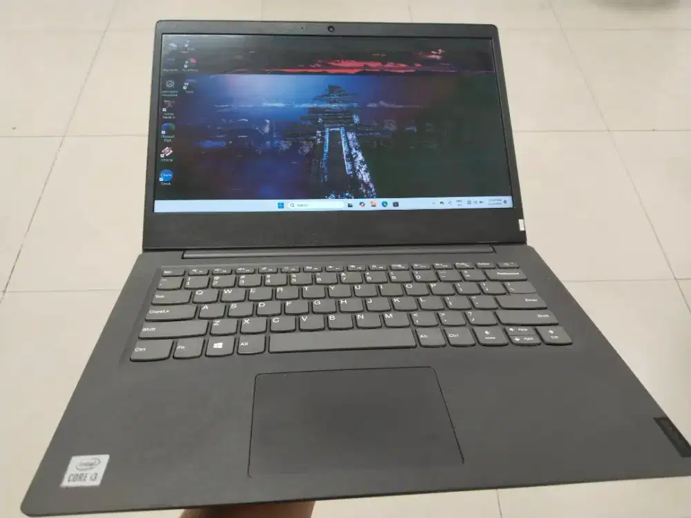 Dijual laptop Lenovo ideapad V14-iil Intel i3 gen 10 Ram 8GB  SSD 512G