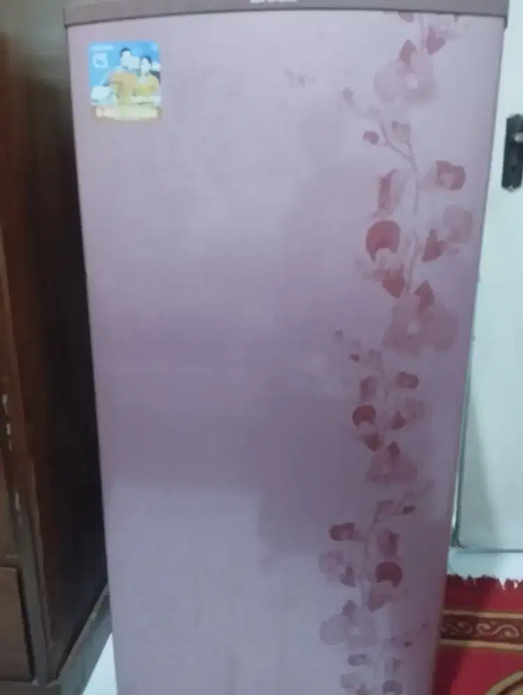 Kulkas lemari es sharp 157 liter