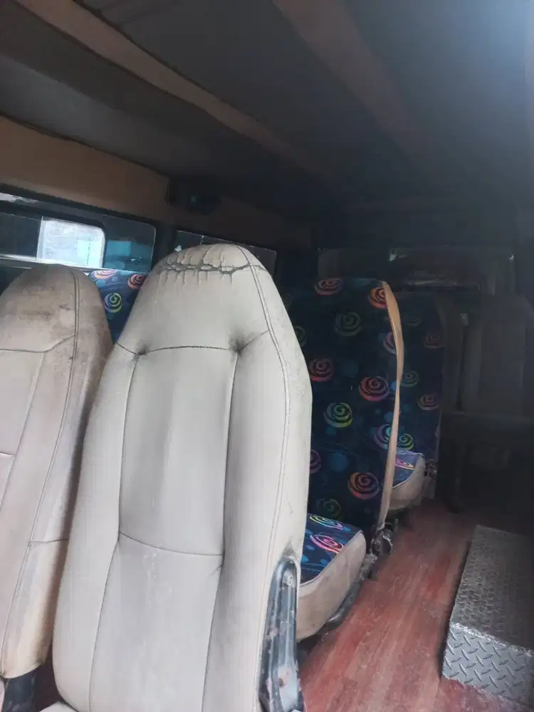 Isuzu Elf nhr 55