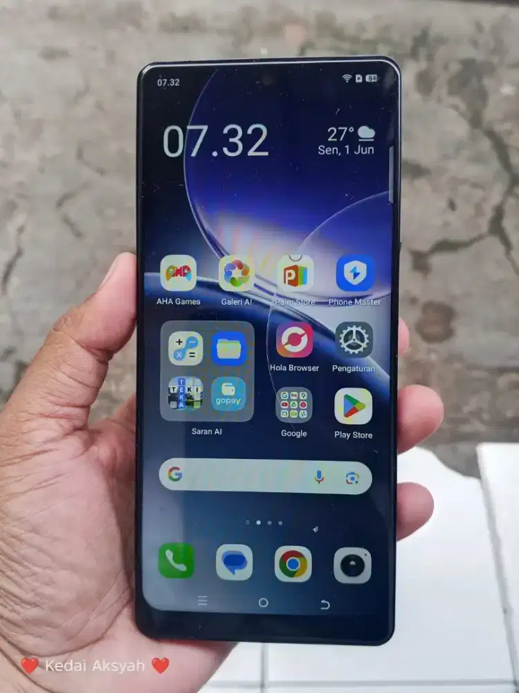BU hp itel s25 ultra kondisi normal batere awet nfc on sudah ganti lcd