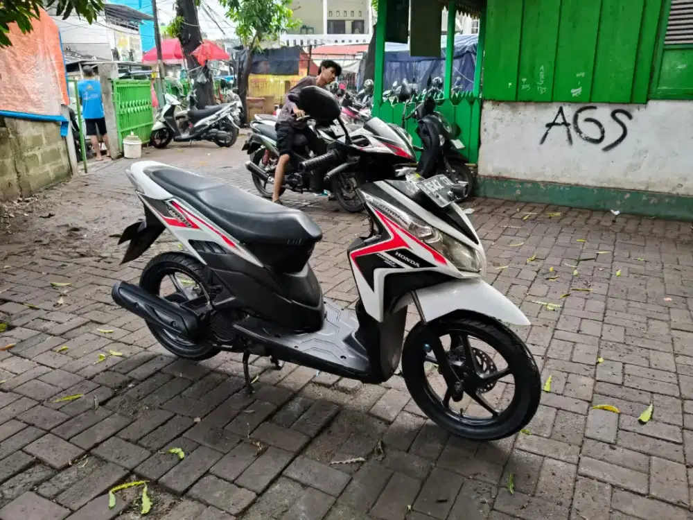 Honda Vario Techno 110cc PGM-FI Tahun 2013