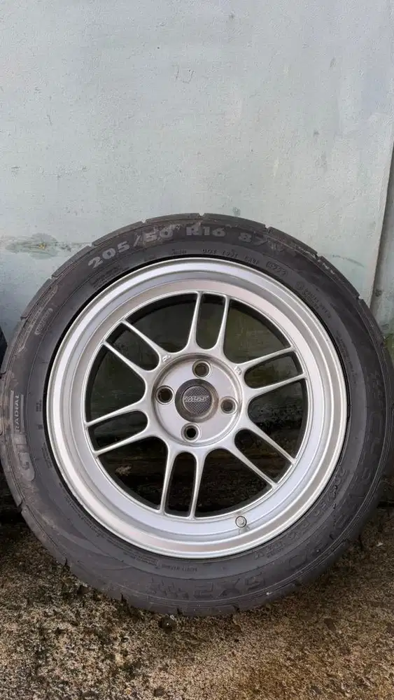 VELG SSW RING 16 + Ban GT RADIAL SX2 205/50 - Set Komplit