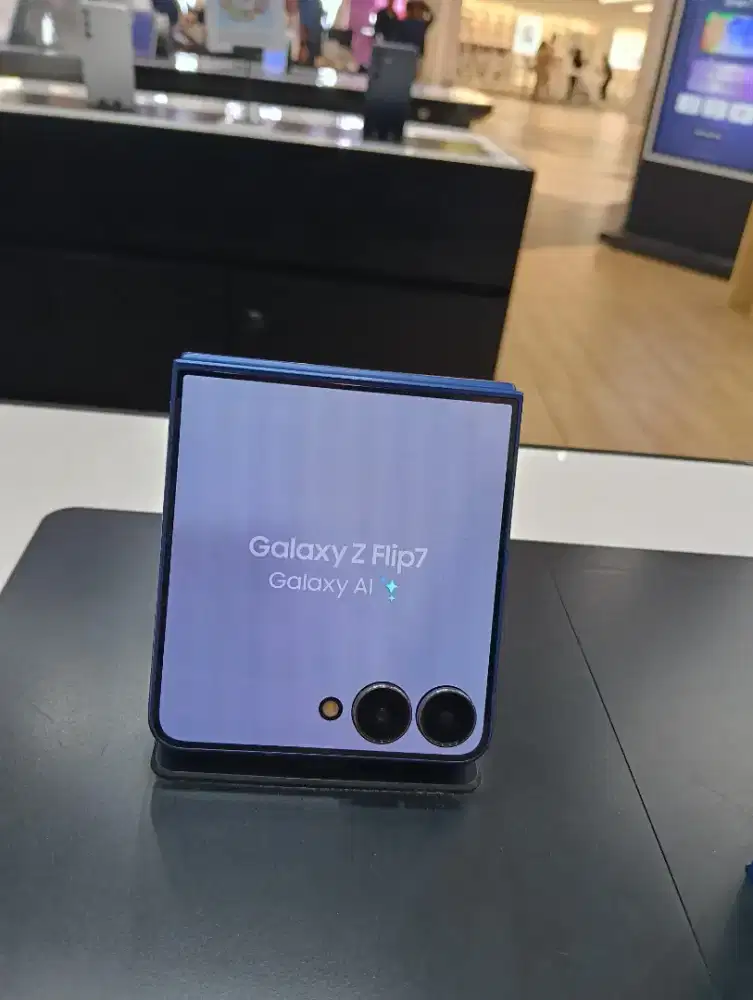 Cicilan Samsung Galaxy Z Flip 7
