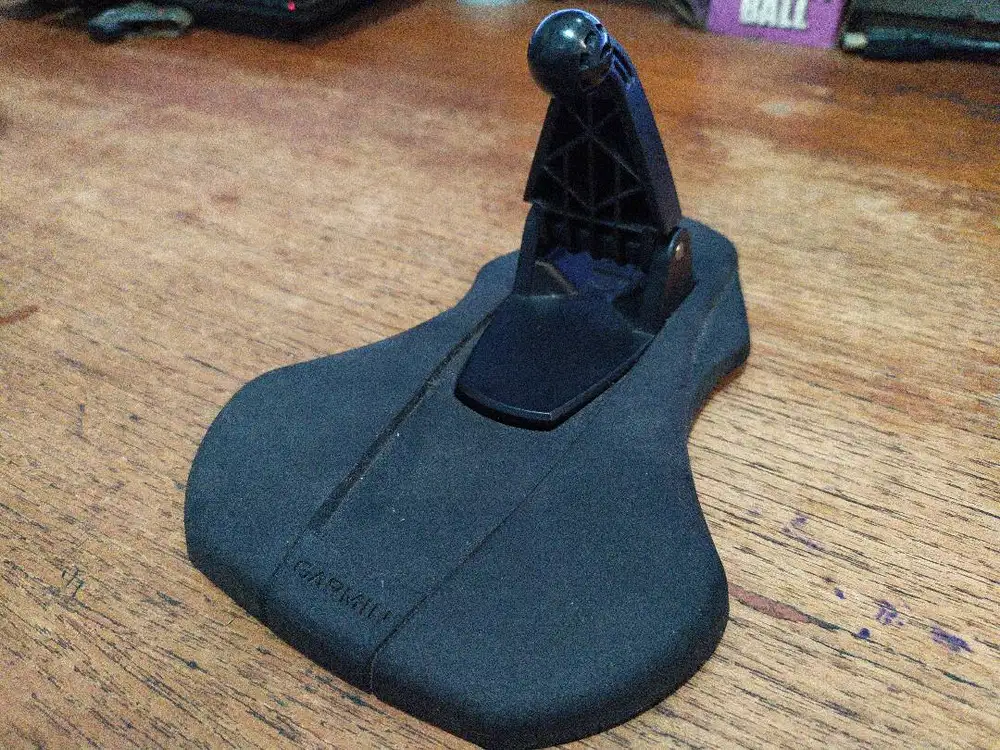 Garmin Portable Friction Mount Mounting Dudukan Dashboard GPS Original