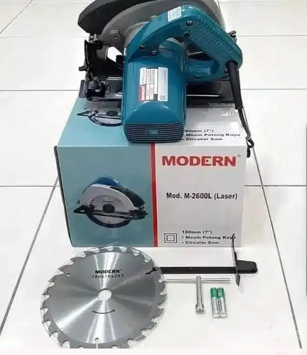 MESIN GERGAJI PEMOTONG KAYU  MODERN M 2600 L