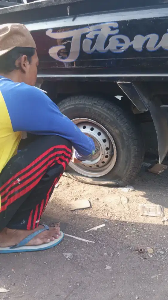 Cari kerja sopir, pickup, tokobesi, kayu dll