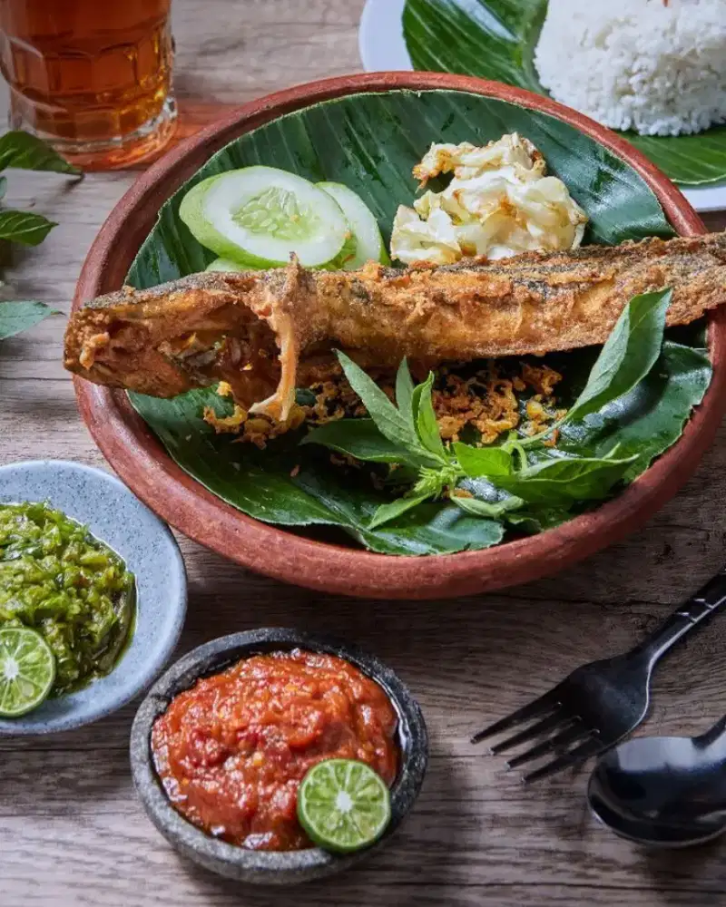 Di cari Koki Pecel Lele ,Helper,Cashier untuk Resto Padang  PIK