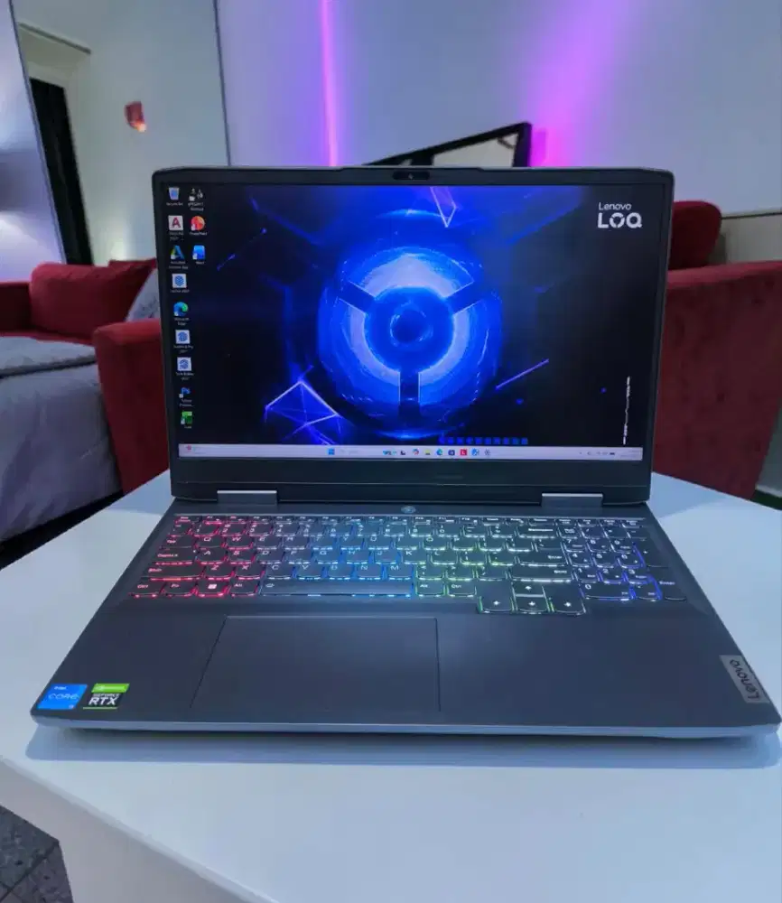 Laptop Gaming Lenovo LOQ NVIDJA RTX 4050 RGB GEN13 SSD 512Gb RAM 16Gb