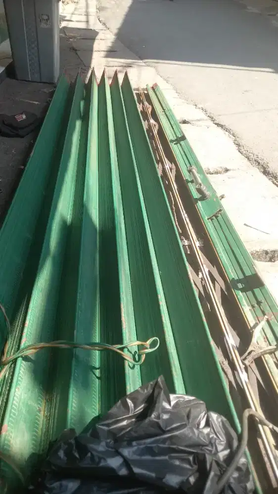 Tukang perbaikan rolling door folding gate murah