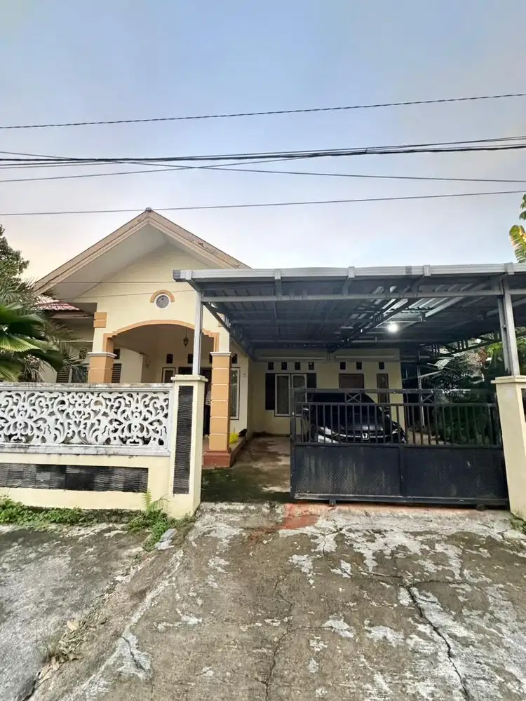 JUAL RUMAH BANJARBARU. SHM. HARGA 700 JUTA NEGO. LB 90. LT 510.