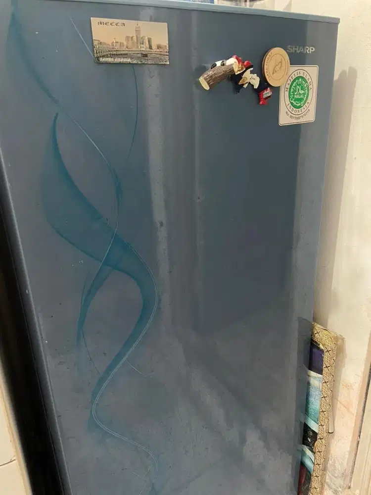 Kulkas Mereka Sharp 1 Pintu