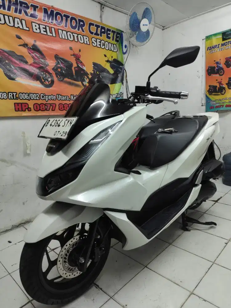 Honda PCX Tahun 2024 surat Lengkap