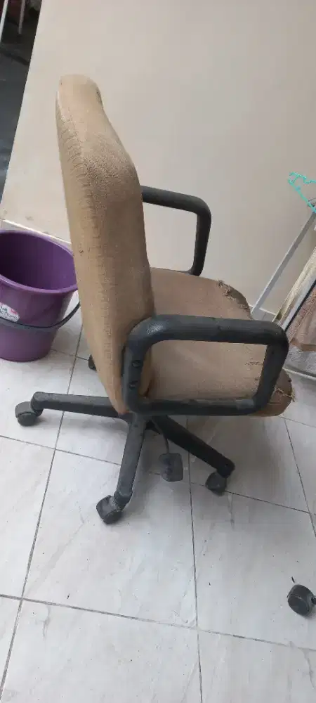 Kursi Bekas Kantor 3 Buah