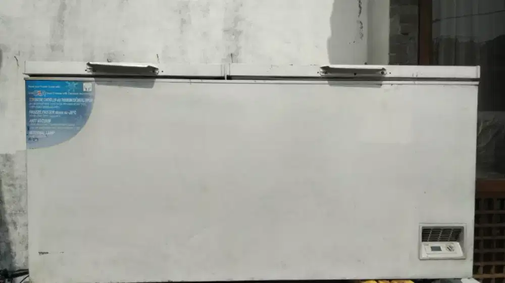Freezer box 600liter merk gea