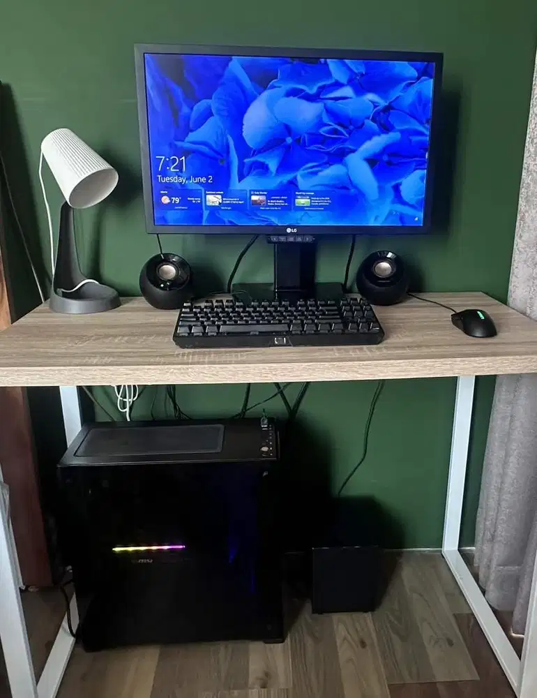 WTS Gaming PC -> RTX 3070 + Ryzen 5800x + 32 GB RAM
