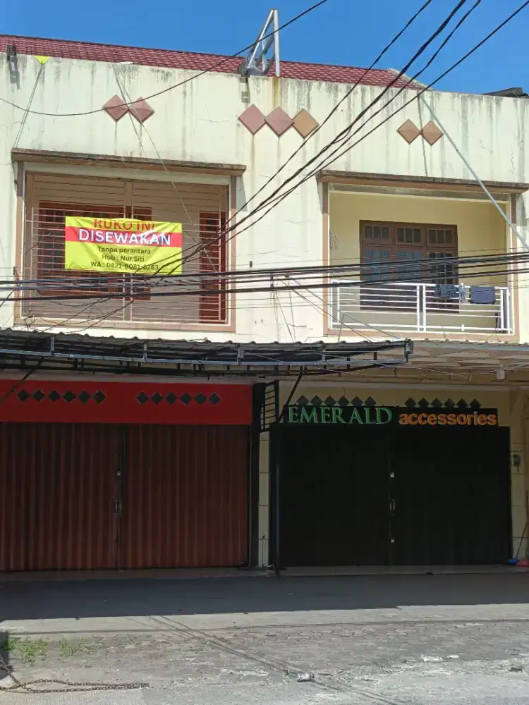 Di Sewakan Ruko 2,5 lantai