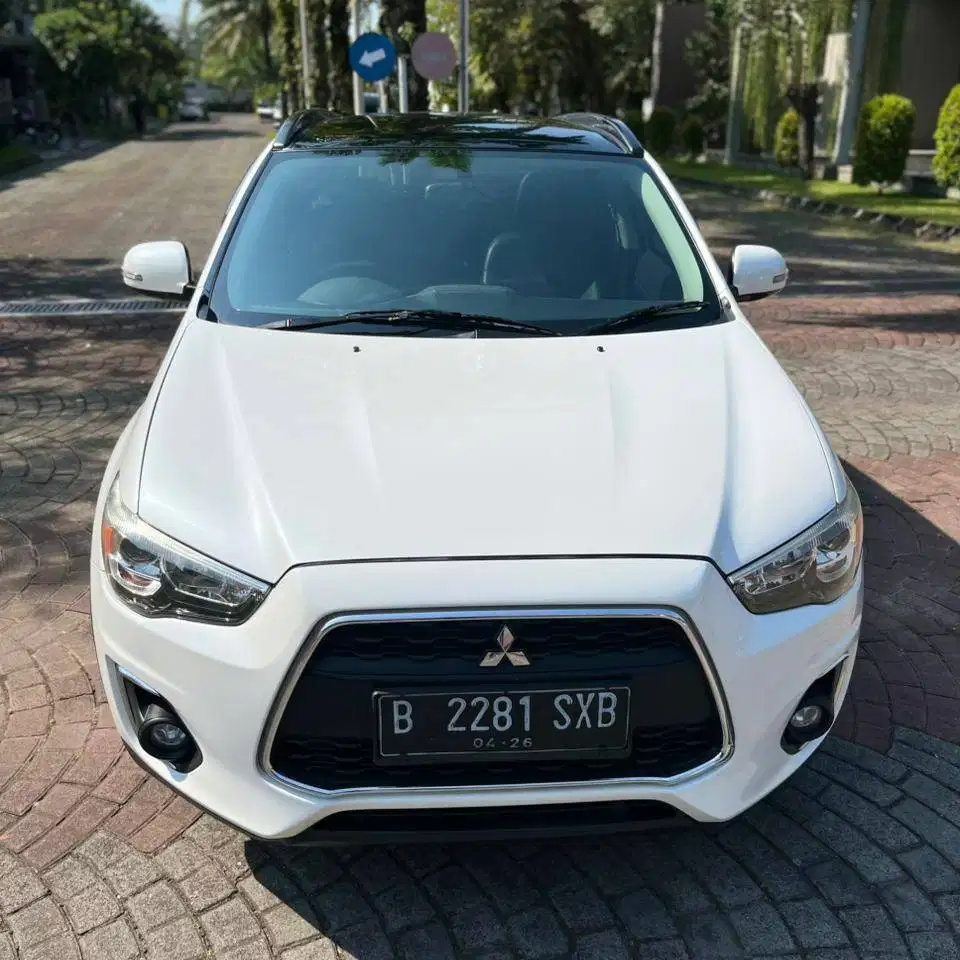 Mitsubishi Outlander PX Matic 2016 ISTIMEWA DP Minim Crv