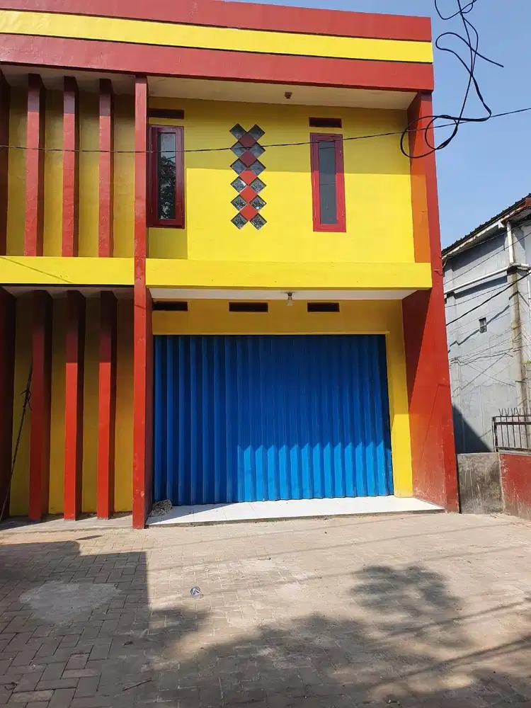 Ruko 2 Lantai Cibolerang Kopo Disewakan