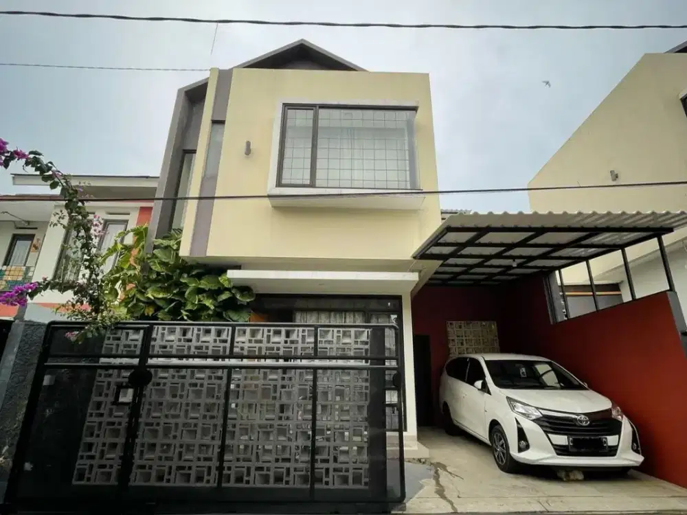 Dijual Rumah 2 Lantai Nyaman Aman Lingkungan Asri Siap Huni Lokasi di Cihanjuang Bandung