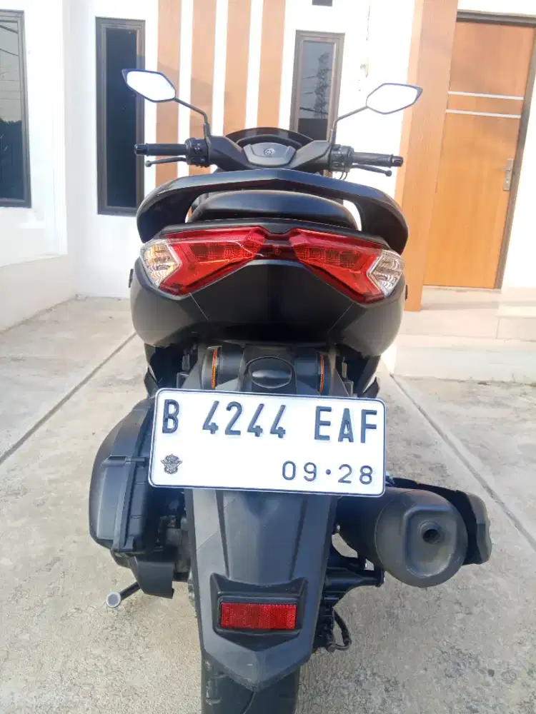 Nmax 155 2023 muluss dan gresss green matte