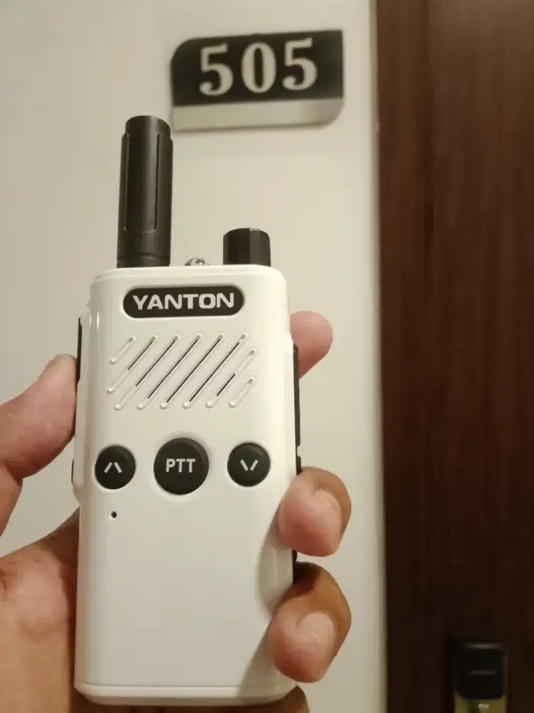 Jual HT Handy Talky Merek Yanton U8 Baru Full Set