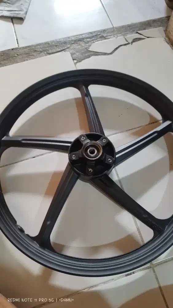 Velg racing Supra x depan