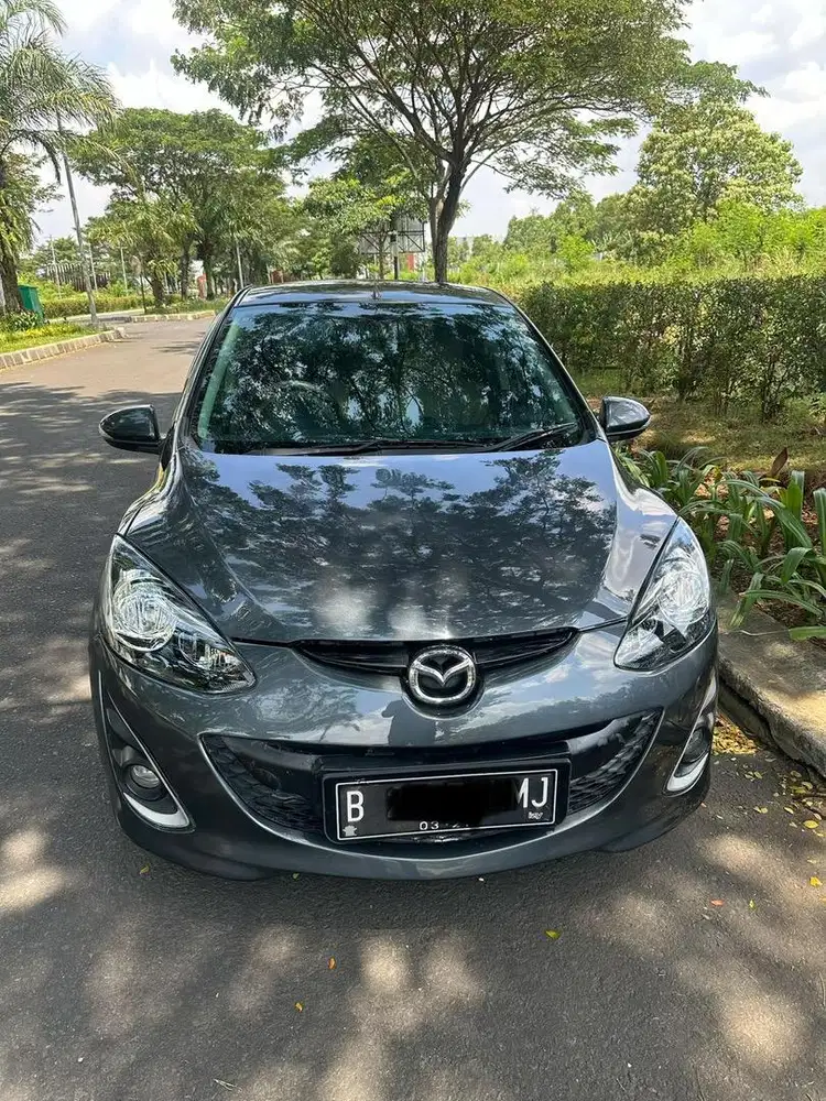 Jual Mazda 2 nonsky 2013 Cash Murah