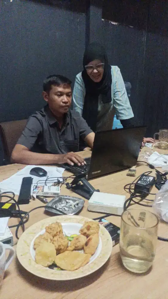 Lowongan kerja marketing dan tekhnisi ISP