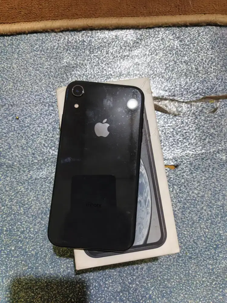 iphone xr 64 gb